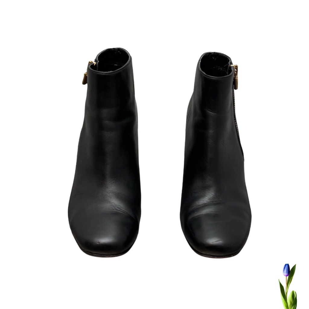 Michael Kors Boots Black Leather Upper. Rubber Outsole 9.5m/39 Sm Size 9 1/2